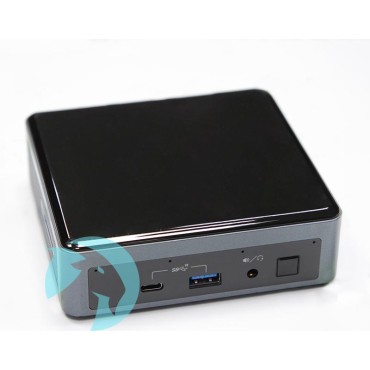 Компютър Intel NUC10FNK