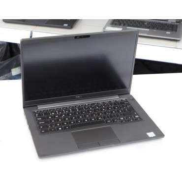 Лаптоп Dell Latitude 7300