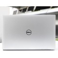 Лаптоп Dell XPS 15 9560