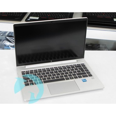 Лаптоп HP EliteBook 640 G9