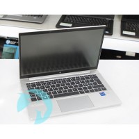Лаптоп HP EliteBook 830 G8