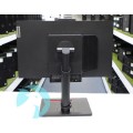 Lenovo ThinkCentre M920q Tiny-In-One 24 Gen 4 Lenovo ThinkCentre M920q Tiny-In-One 24 Gen 4